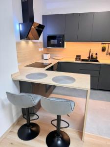 P193 Central Stylish