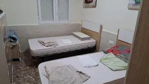 Villa with 4 Bedrooms and 2 Bathrooms and 1 Pool - La Marina