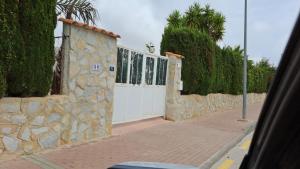 Villa with 4 Bedrooms and 2 Bathrooms and 1 Pool