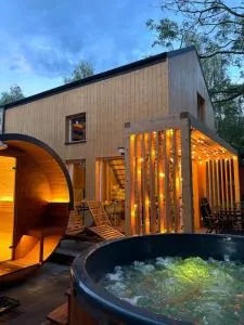 Sauna&Jacuzzi Domki Pod Brzozami Sława - Łysiny