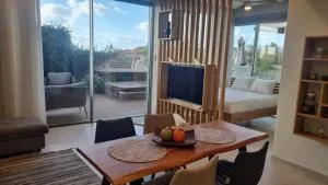 Beachfront - Ga‘ash