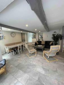 Maisons de vacances Spacieuse Maison Bleue, au centre des Cordiers : photos des chambres