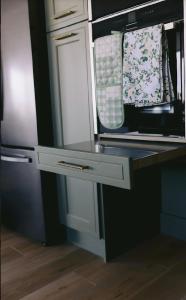 Teach Susie Portnoo Accessible Holiday Home with Assistive Equipment