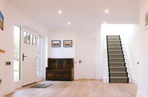 Teach Susie Portnoo Accessible Holiday Home with Assistive Equipment