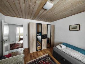 Apartment E1 - Gut ausgestattete 3-Zimmerwohnung 68 qm für 1-5 Personen 2xZZ 1xSC