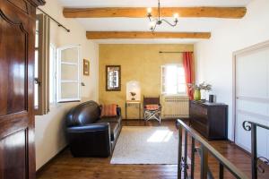Villas Mas des Olivades - Ferme Provencale - Piscine : photos des chambres