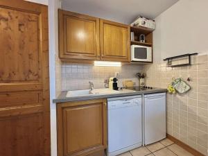 Charmant T2 cabine avec parking à Praz-sur-Arly - 4 pers - FR-1-603-49