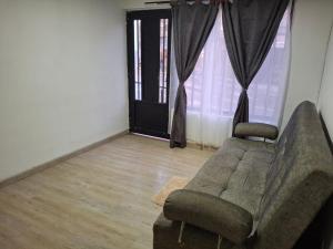 Hermosa casa con espacios independientes cerca a Mall plaza