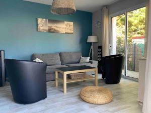 Maison les pieds dans le sable 350m de la mer vélos