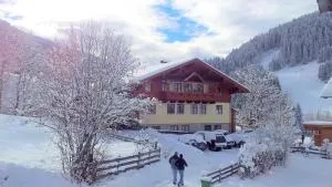 Apartmenthaus Kristall - Vorderkleinarl