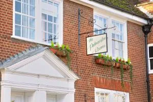 帕默斯顿客房住宿加早餐旅馆 - 拉姆西