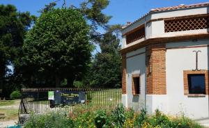 Maisons de vacances Gite de caractere a Beaupuy : photos des chambres