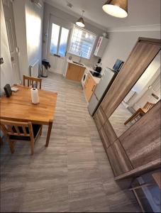 Gatwick Cosy Apartment