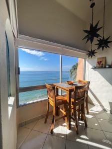 Oceanfront-Ocean View in Bucerias Casita Oasis Condo - Large Studio
