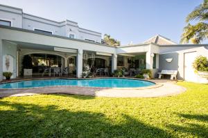 Pebble Cove Outside Room - Private Entrance - Twelve square metres, Salt Rock Ballito