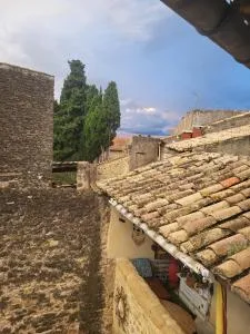 La troglodyte - 艾居厄河畔卡马勒