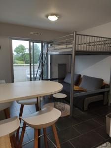 appartement proche plage avec piscine