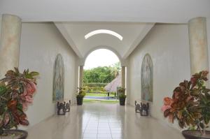 El Tigre, Green Bay I Shared Pool