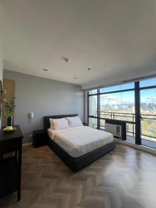GRAMERCY - SKY-VIEW 1 Bed escape with POOL & SPA Access