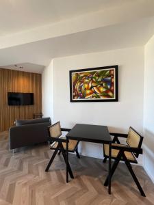 GRAMERCY - SKY-VIEW 1 Bed escape with POOL & SPA Access
