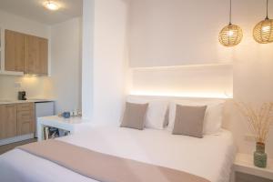 Niriis Mountain View Studio Kymo Batsi