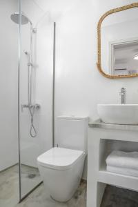 Niriis Mountain View Studio Kymo Batsi