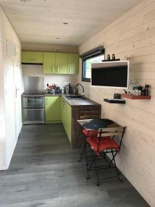 Chalets La Roulotte - Tiny House 150m de la Plage : photos des chambres