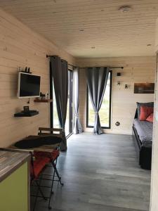 Chalets La Roulotte - Tiny House 150m de la Plage : photos des chambres