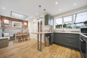 Picturesque Victorian Cottage