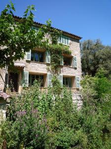 Maisons de vacances Bastide provencale du XVIIIeme en bordure du fleuve Argens sur terrain de 2 ha : photos des chambres