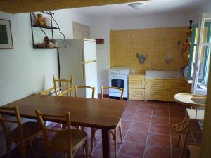 Maisons de vacances Bastide provencale du XVIIIeme en bordure du fleuve Argens sur terrain de 2 ha : photos des chambres