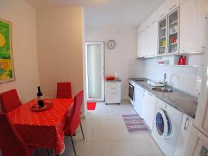 Apartment Bellevue - first row to the sea