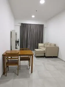 Seaview Astana Sandakan - 比利特