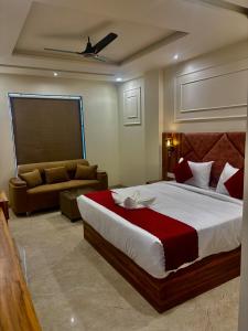 Hotel Majestic Heights Agra