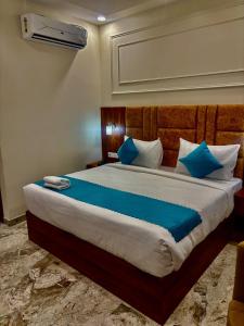 Hotel Majestic Heights Agra