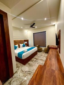 Hotel Majestic Heights Agra