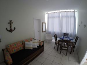 Apartamento de 1 DORM PRAIA DE PITANGUEIRAS A 90 MTS DA PRAIA