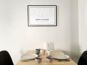 Appartements Joli studio zen et cozy au coeur de Saint Claude : photos des chambres