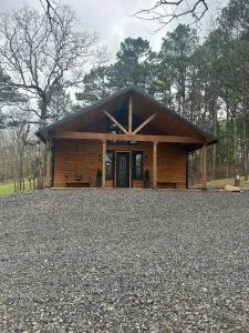 The Knotty Pine Cabin at Cabins of Wolf Pen Gap - Mena