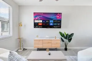 Elegant 2-Bed, 2-Bath Suite with Free Parking, Wash, and Dryer - 皮奥里亚