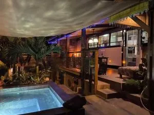 le mangue car hôte - Saint-Gilles-les Hauts