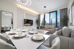 High-Floor Luxe 2BR Stunning Burj Khalifa & Fountain Views Direct Dubai Mall Access