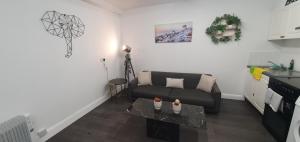 Norwood Junction Flat - The Old Shop