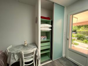 Maisons de vacances Residence LO MONACO Haut de villa, Appartements et Studios : photos des chambres