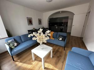 Cozy Private Room with Terrace & Workspace