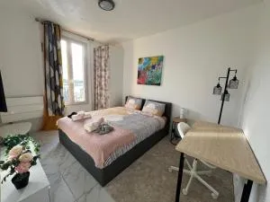 Grand T1 confortable - Calme et Proche de Paris - 蒙特勒伊