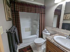 Stone Ridge Chalet Bed n Breakfast