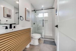 1BR w Parking Near Tech HQs Monthly Stay