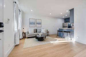 1BR w Parking Near Tech HQs Monthly Stay