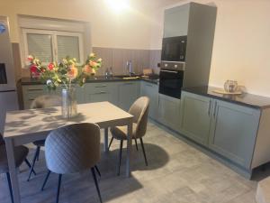 Maisons de vacances Maison istoriquie : photos des chambres